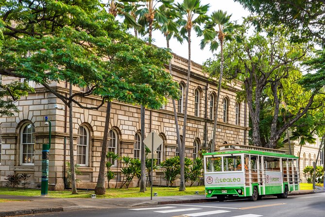 1 Day Pass LeaLea Trolley and Waikiki Trolley Pink Line - Royal Hawaiian Center to start: the smartest way to jump on