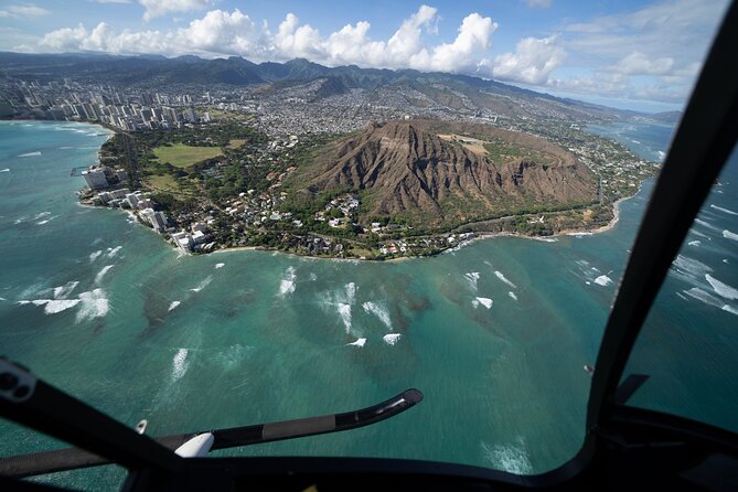 18 Minutes PRIVATE Helicopter Tour in Honolulu - Doors off: the photo-friendly choice you can actually make