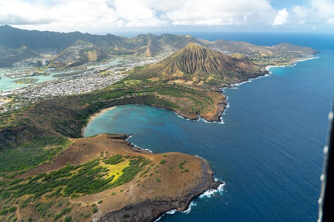 30 Minutes SHARED Helicopter Tour in Honolulu - Waikiki, Diamond Head, and the Coastline You Can’t Recreate from the Ground