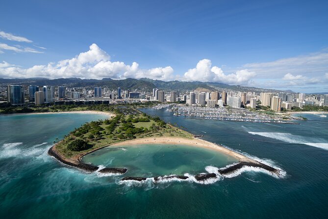 60 Minutes SHARED Helicopter Tour in Honolulu - North Shore and the country side: Turtle Bay to Haleiwa