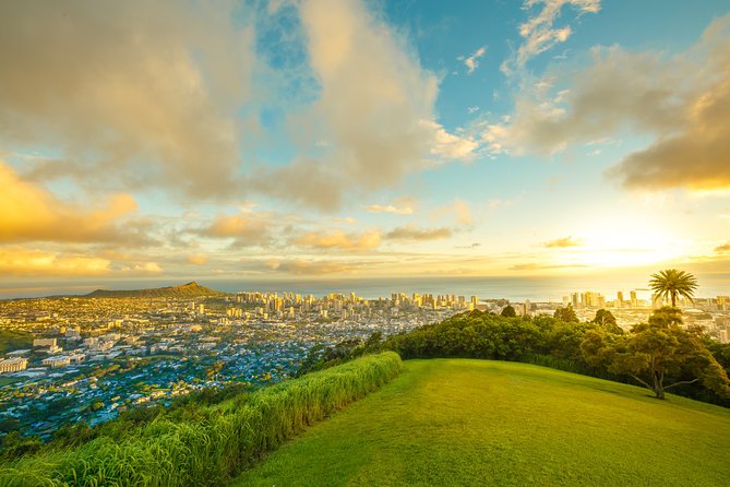 Amazing Oahu Adventure Bundle: 6 Self-Guided Audio Tours - Day 3: Manoa nature, Punchbowl, gardens, shave ice, and Chinatown