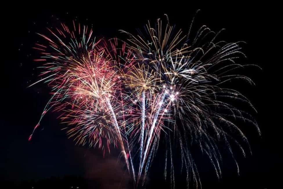 Board from Waikiki Beach: Friday Night Fireworks sail - Friday Night Fireworks From the Water: The Big Idea