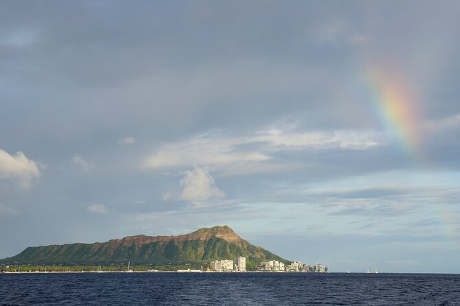 BYOB Sunset Cruise Waikiki - A BYOB sunset cruise built for value near Waikiki