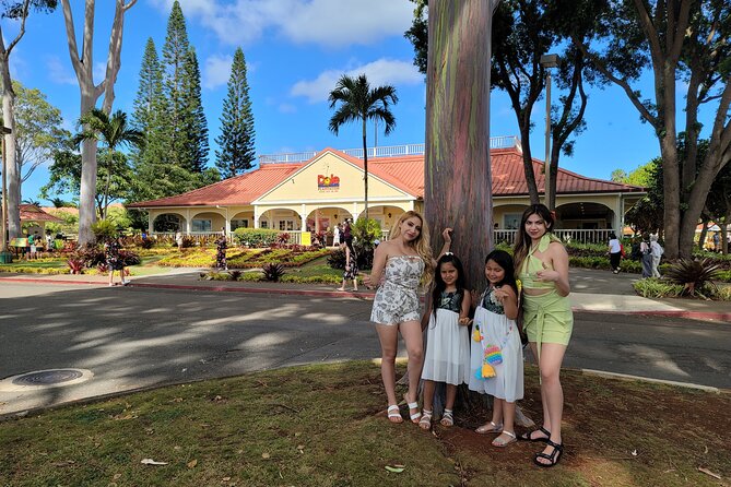 Byodo Temple and Waimea Botanical Garden Tour - Starting at 7am: Waikiki pickup and a tight, efficient loop