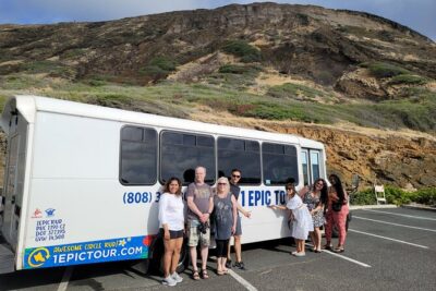 Byodo Temple and Waimea Botanical Garden Tour - Halona Blowhole and Makapuʻu Point: quick cliff-and-ocean photos