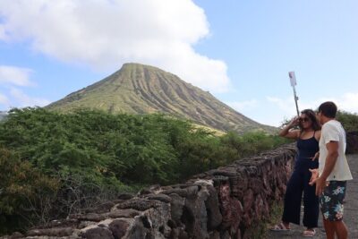 Circle Island Tour with Snorkeling & Turtles - Small-group touring with air-conditioned comfort