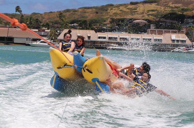Combo Banana Boat Ride and Bumper Tube Ride in Hawaii - What You’ll Actually Feel Like on These Rides