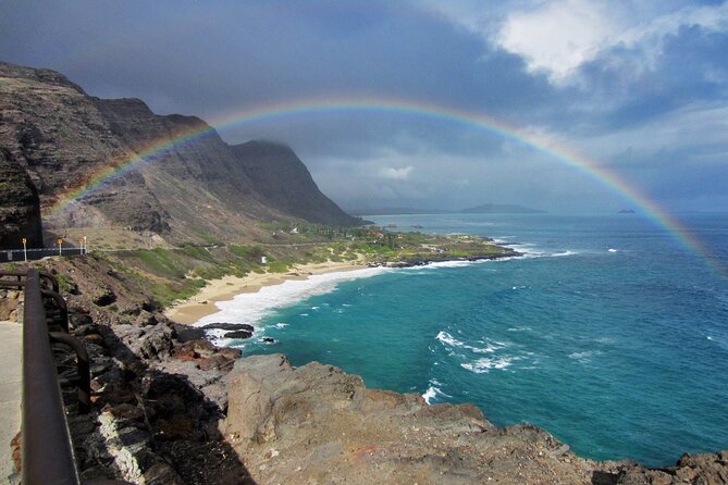 Cruise Ship pick-up, tour of Oahu, with drop-off at the Airport or Cruise Ship - Halona Blowhole: viewpoint time, plus the option to go down toward the beach