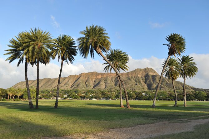 Diamond Head Shuttle with Malasada - Leonard’s malasada fuel before you climb