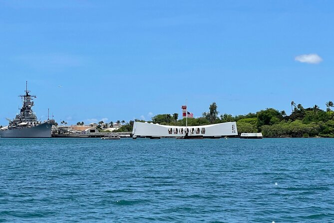 Family-friendly Pearl Harbor and Honolulu Downtown with private transportation - Price and value: what $295 per person really buys