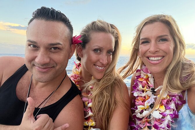 Friday Night Waikiki Fireworks Cruise - Stop 2: Diamond Head State Monument sunset angles