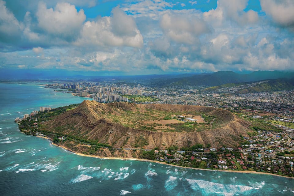 From Honolulu: Complete Oahu Island Helicopter Tour - The Real Value: Pilot Narration, Headsets, and Photo-Ready Tech