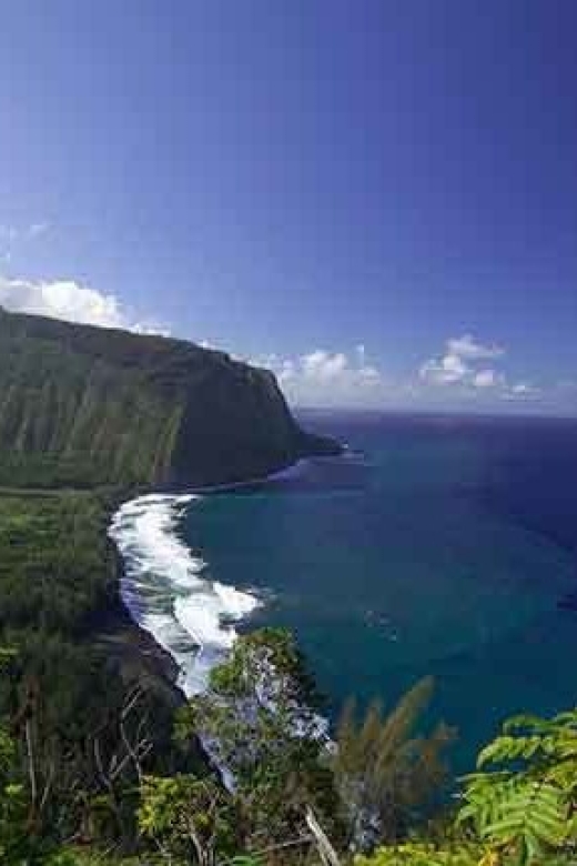 From Oahu: Big Island Volcano Adventure - Hilo’s signature sights: Rainbow Falls, Banyan Drive, and Lili‘uokalani Gardens