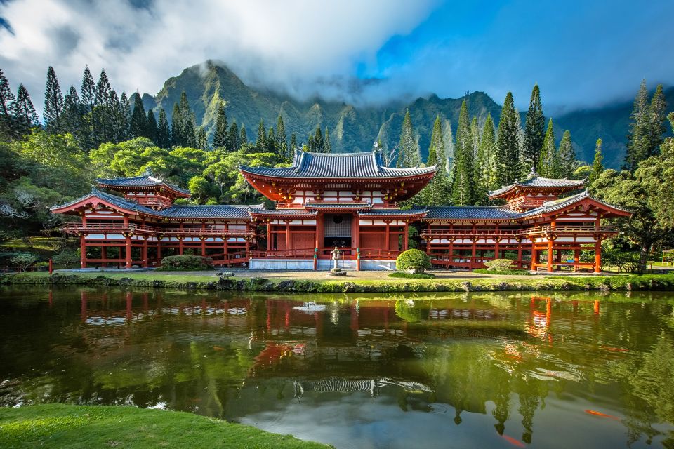 From Waikiki: Circle Island Tour - Ocean blowhole and temples: cultural stops that slow the day down