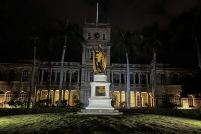 Ghosts of Old Honolulu Walking Tour - The “why here?” history: from royal residence to today