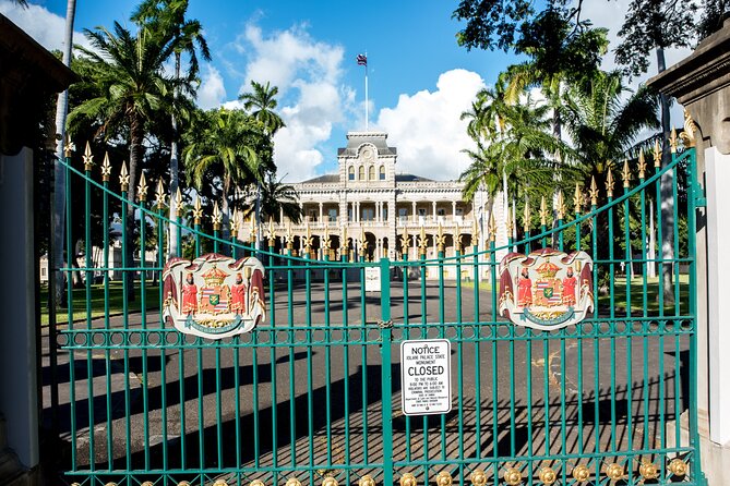 Grand Pearl Harbor and City Tour - Honolulu city tour stops: Iolani Palace, Kamehameha statue, Capitol, and Kawaiahaʻo Church