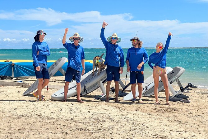 Group of 2 + mid length eFoil experience Honolulu HAWAII - Timing and weather: why your lesson depends on the day