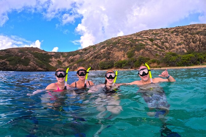 Hanauma Bay Guided Snorkel Tour (with guaranteed entrance time) - Safety and currents: why a good guide matters more than you think