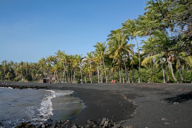 Hawaii Volcanoes National Park Experience from Oahu - Manuka State Wayside Park: a short trail with a science-y payoff