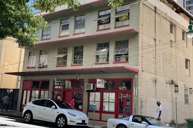 Historical Tour of Downtown Honolulu in Red Light District - Who this tour suits best