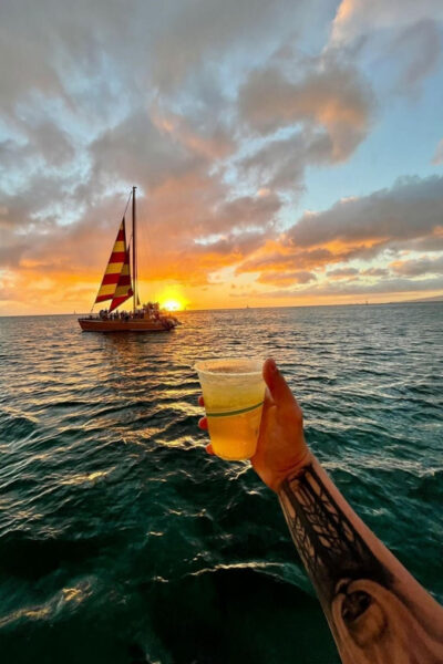 Honolulu: 90 Minute Catamaran Sunset Sail - The Views Route: Honolulu Skyline, Ala Moana, Kaka’ako, and Waikiki