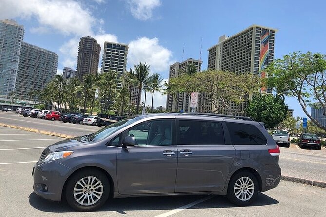 Honolulu Airport & Ko Olina Hotels Private Transfer by Minivan (up to 5 people) - From Honolulu Airport to Ko Olina: The “No Headache” Start