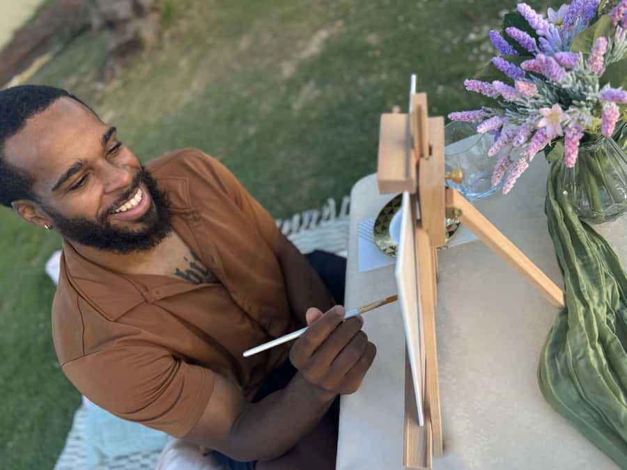 Honolulu: Beachside Luxury Picnic & Paint - How the Host Keeps It Easy (and Gets Photos Without Stress)