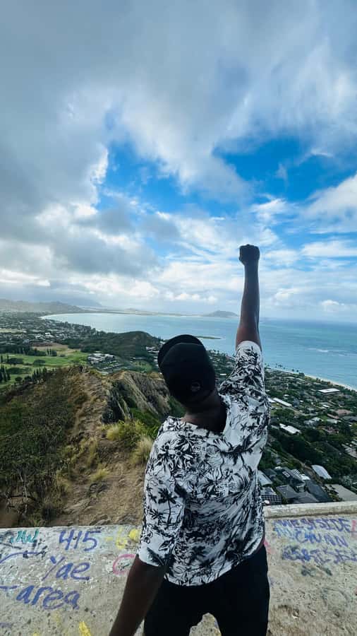 Honolulu: Diamond Head Hike with Transfers - The hike route in plain English: switchbacks, tunnel, and 74 steps