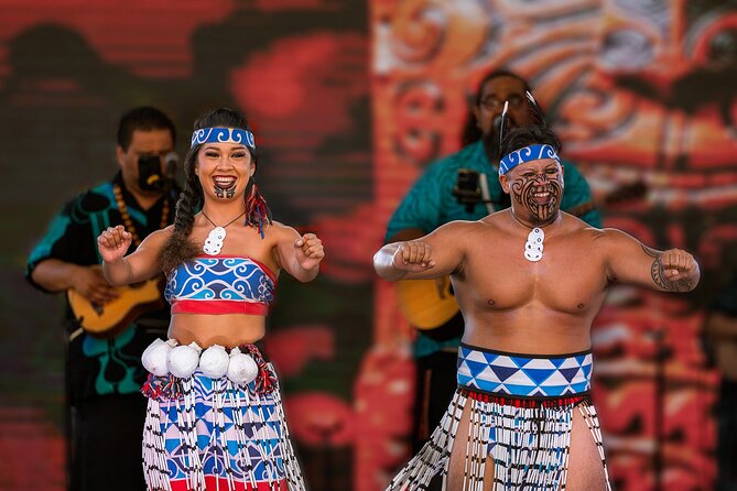 Honolulu: Ka Moana Lūʻau at Aloha Tower – Oceanfront Luau Show - Who should book Ka Moana Lūʻau—and who might choose differently
