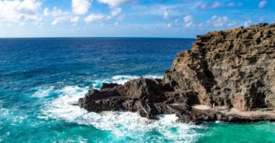 Honolulu: Oahu Sights and Bites Circle Island Foodie Tour - Halona blowhole, Hanauma Bay lookouts, and the kind of nature you can actually see