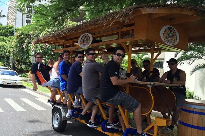 Kaka'ako Bar Tour - Key Takeaways Before You Go