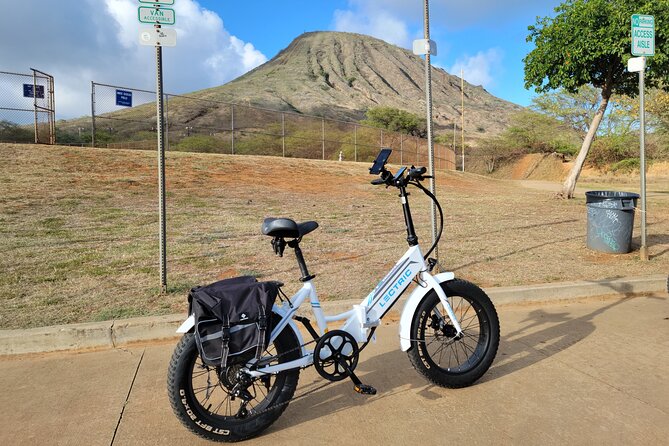 Koko Head E-Bike Ride and Hike Tour - Diamond Head Lighthouse and Amelia Earhart lookout: views, not museum time