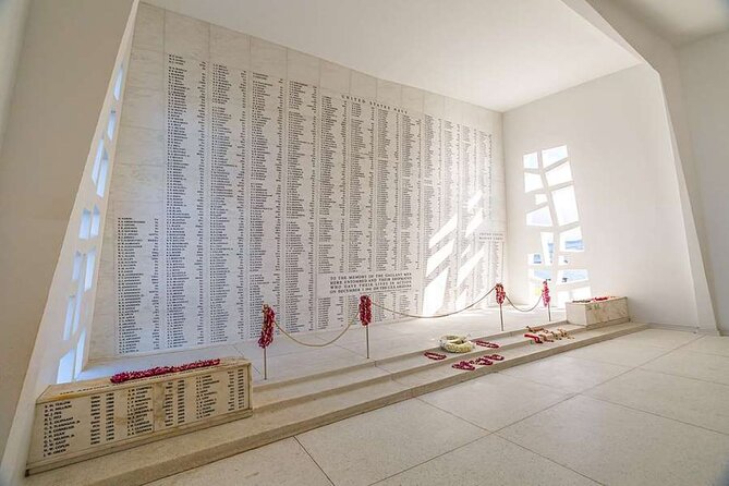 Luxury Pearl Harbor USS Arizona Memorial Small Group Tour - The drive with context: why a guide makes the memorial hit harder