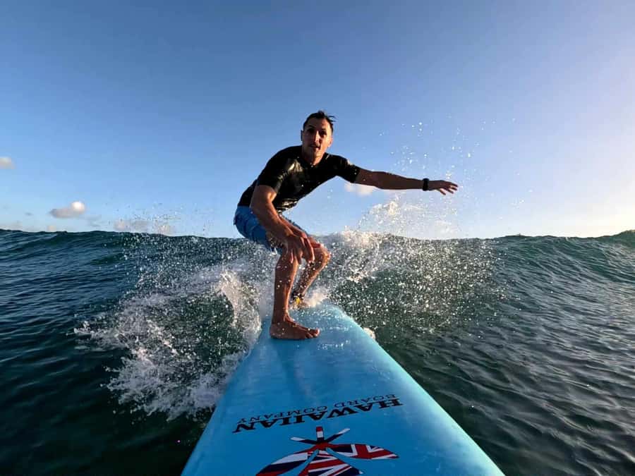 Oahu: 1-on-1 Surfing Lesson in Waikiki - Why the guarantee changes the whole experience