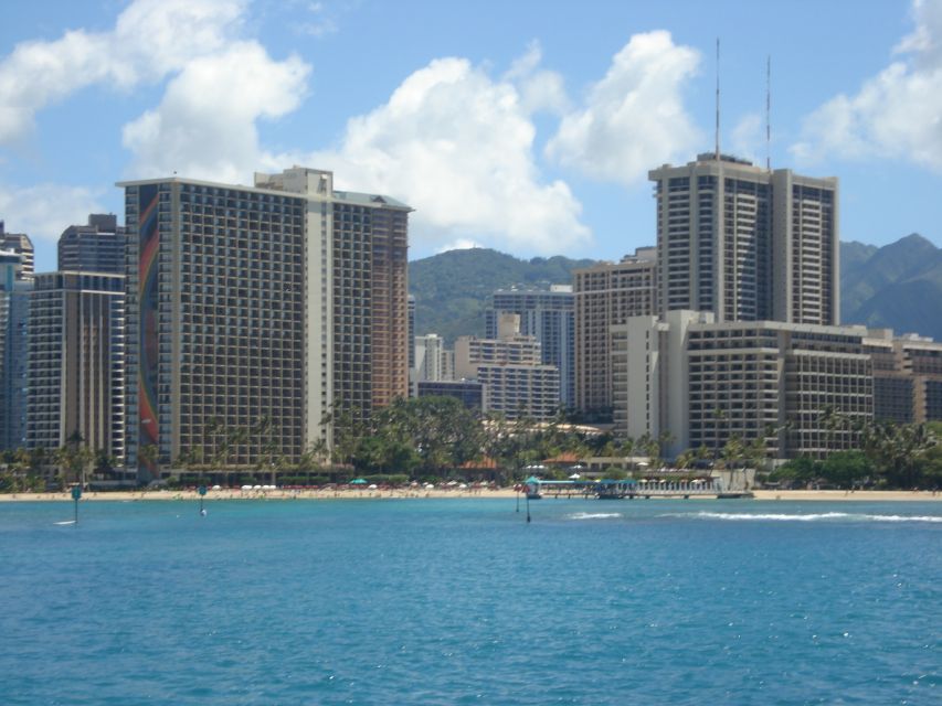 Oahu Boat Cruise to Diamond Head - The Key Things You’ll Actually Notice Onboard