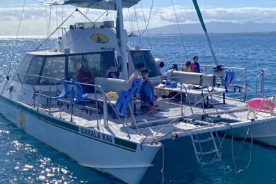 Oahu Catamaran Snorkel Tour: See Turtles 100% Guaranteed - The catamaran ride: comfortable, not crowded