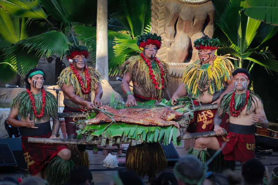 Oahu: Chief's Luau Dinner Show - Interactive stations: headband weaving, tattooing, spear throwing, fire-making