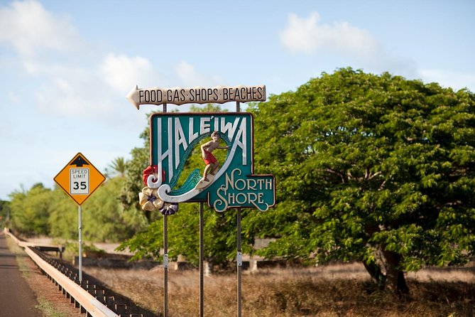 Oahu Circle Island (Holoholo Mokupuni), from Waikiki - Kualoa Regional Park and the Beach Photo Break