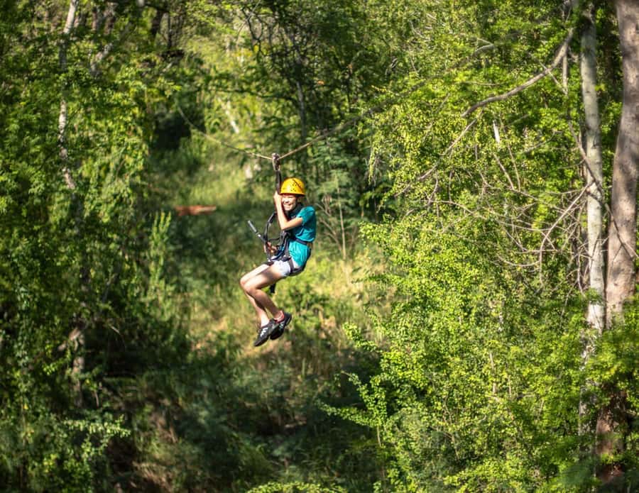 Oahu: Coral Crater Zipline Tour - Who should book (and who should skip it)