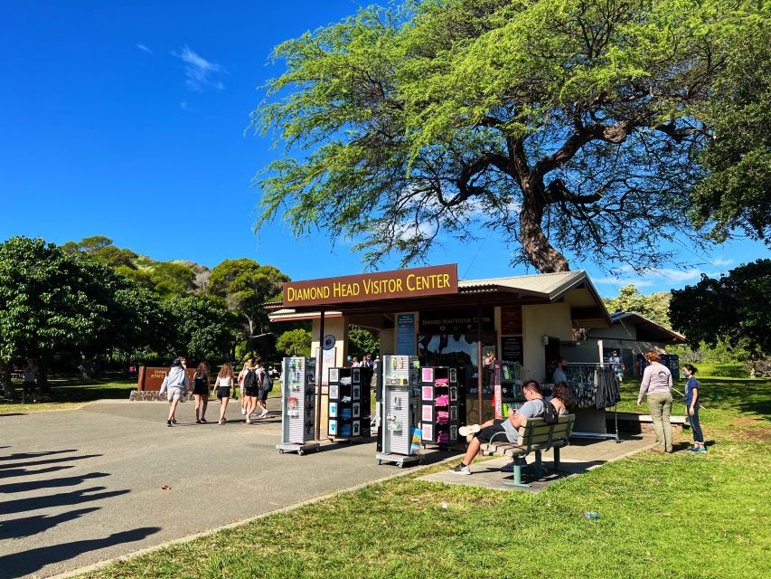 Oahu: Diamond Head Crater Trailhead Transfer & Entry Fee - Pickup, timing, and what the 3-hour schedule really means