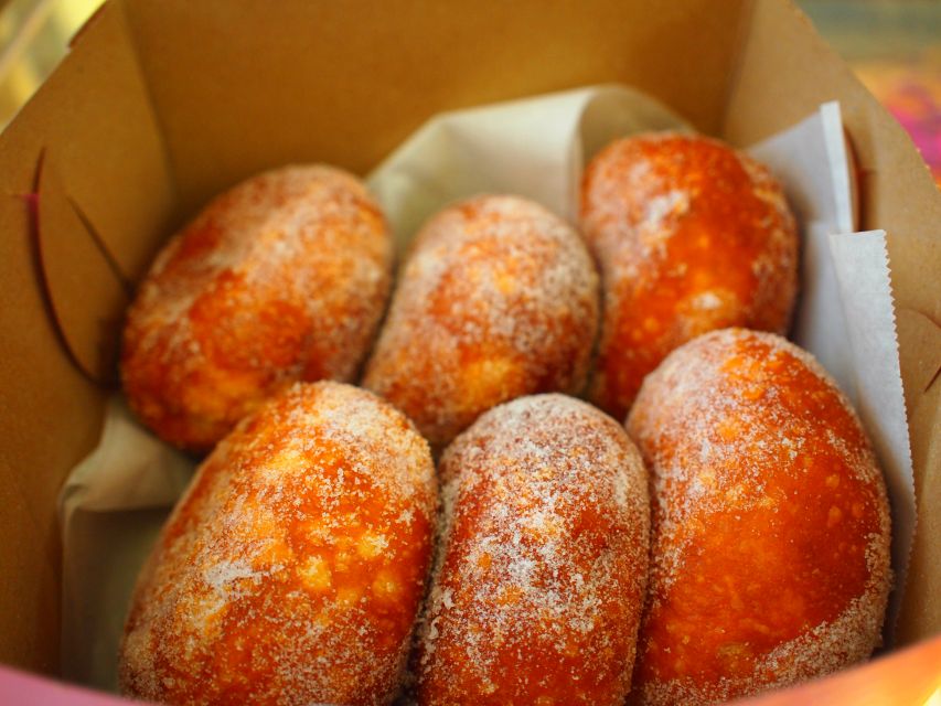 Oahu: Diamond Head Sunrise Hike with Acai Bowl and Malasada - Key Points You’ll Care About Most