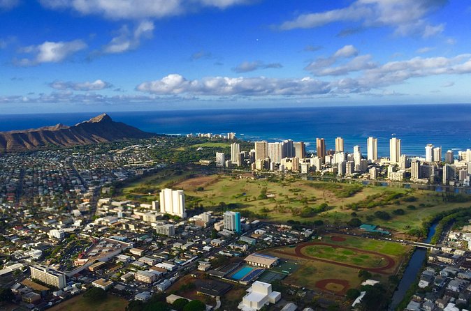 Oahu friendly hiking experience - Koko Crater Arch Trail: the viewpoint payoff over Honolulu
