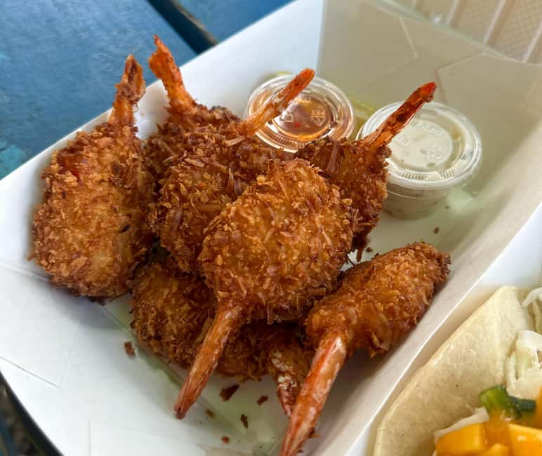 Oahu: Full-Day Guided Hawaiian Food and Photo Tour - Oahu Grill: A Big Selection of Traditional Hawaiian Dishes