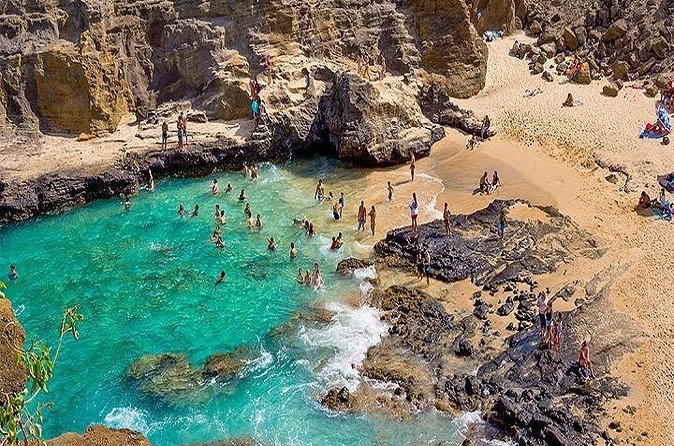 Oahu Grand Circle Island Tour Departing from Waikiki - Halona Blowhole: Lava-Tube Wonder and Winter Whales (If You’re Lucky)