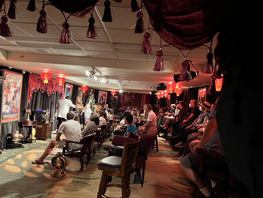 Oahu: Hilton Waikiki Beach Hotel Magical Mystery Show - Victorian-Edwardian magic at Hilton Waikiki Beach (and where to go)