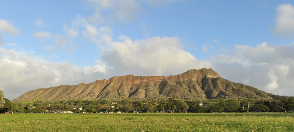 Oahu: Honolulu to (1st) Diamond Head Shuttle with Malasada - The 1.5-hour self-guided climb: pacing, photos, and views