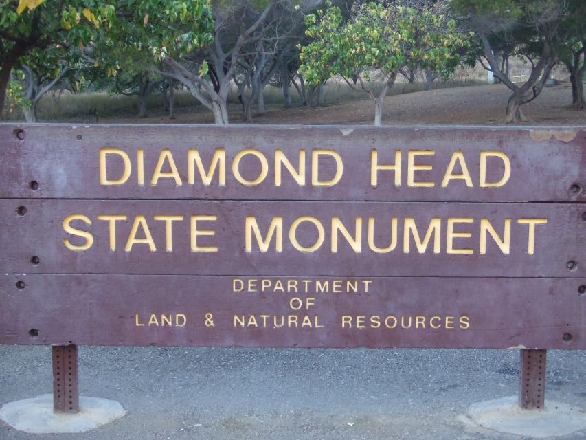 Oahu: Honolulu to (1st) Diamond Head Shuttle with Malasada - Pickup from Waikiki hotels: getting to the trail without hassle