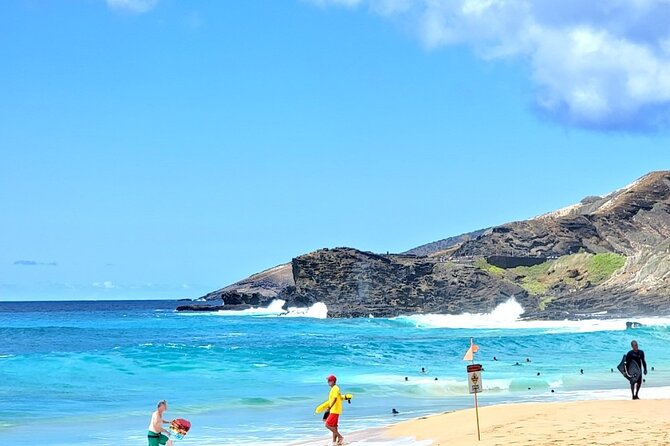 Oahu Island Sightseeing and Food Combo Tour - From Waikiki to Diamond Head: quick history and big first views
