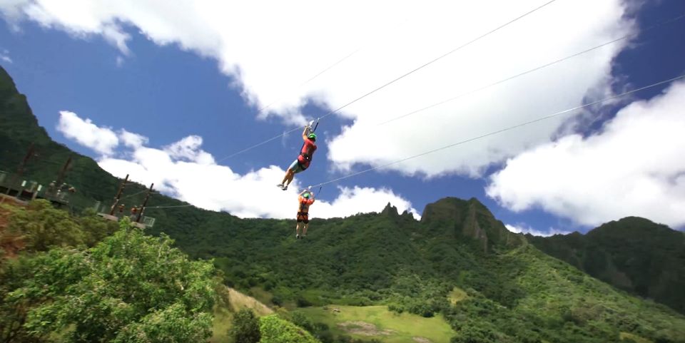 Oahu: Kualoa Jurassic Valley Zipline Tour - Jurassic Valley on Kualoa Ranch: the scenery has instant wow power