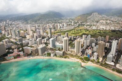 Oahu: Magnum PI Hughes 500 4-Passenger Doors-Off Helicopters - Seats, Harnesses, and the Weight Rules: How to Choose What Fits You